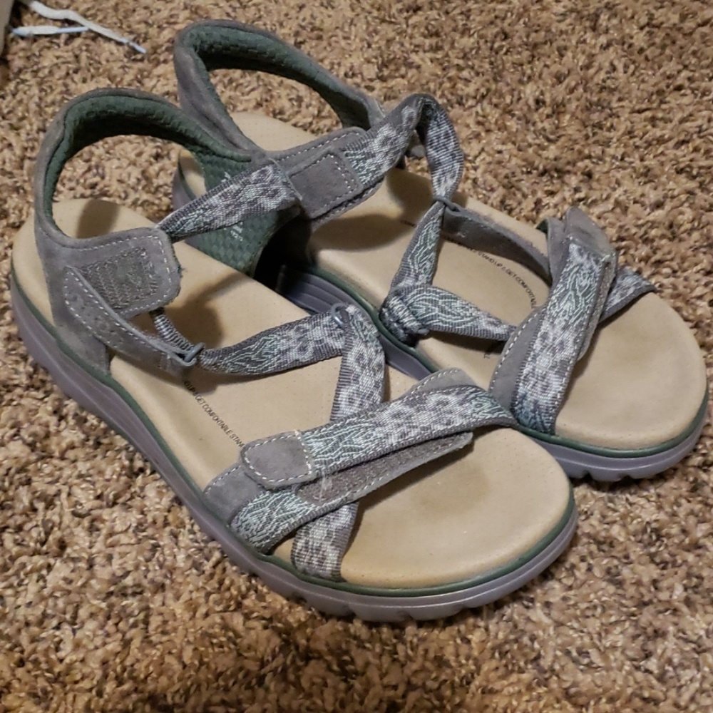 Taos brand sandle